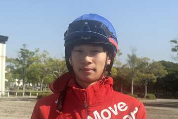 栗東の松本大輝騎手が美浦に来場　新潟開催中の滞在を予定