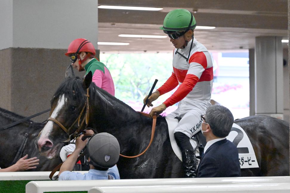 【日本ダービー】ダノンベルーガ馬群さばいて伸びるも４着　平地ＧⅠ１番人気馬１１連敗