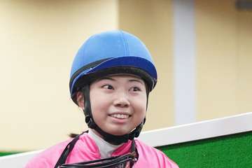 河原田菜々騎手が中京３Ｒで今年６勝目「馬の力が強かったです」