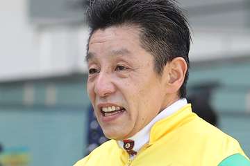 熊沢重文騎手が１１月１１日付で引退　同日に京都競馬場で引退式を開催