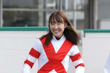 小倉３Ｒ女性騎手４人競演は永島まなみ騎手がＶ、２着は古川奈穂騎手