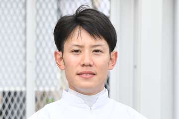 菱田裕二騎手が今週から復帰へ　「いいイメージを持ってレースにいきたい」