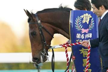 レガレイラが骨折箇所の手術を無事に終了　年明けに放牧へ