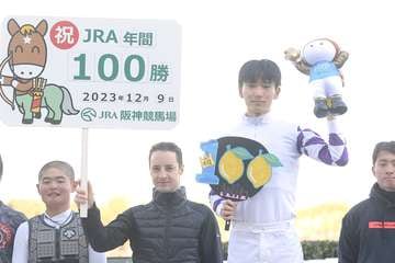 坂井瑠星騎手が自身初のＪＲＡ年間１００勝達成